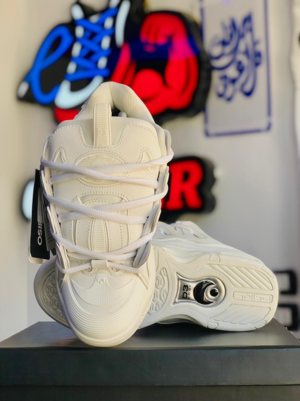 D3 2001 White