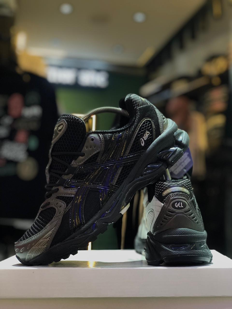 Asics Gel Tow-ton Black White