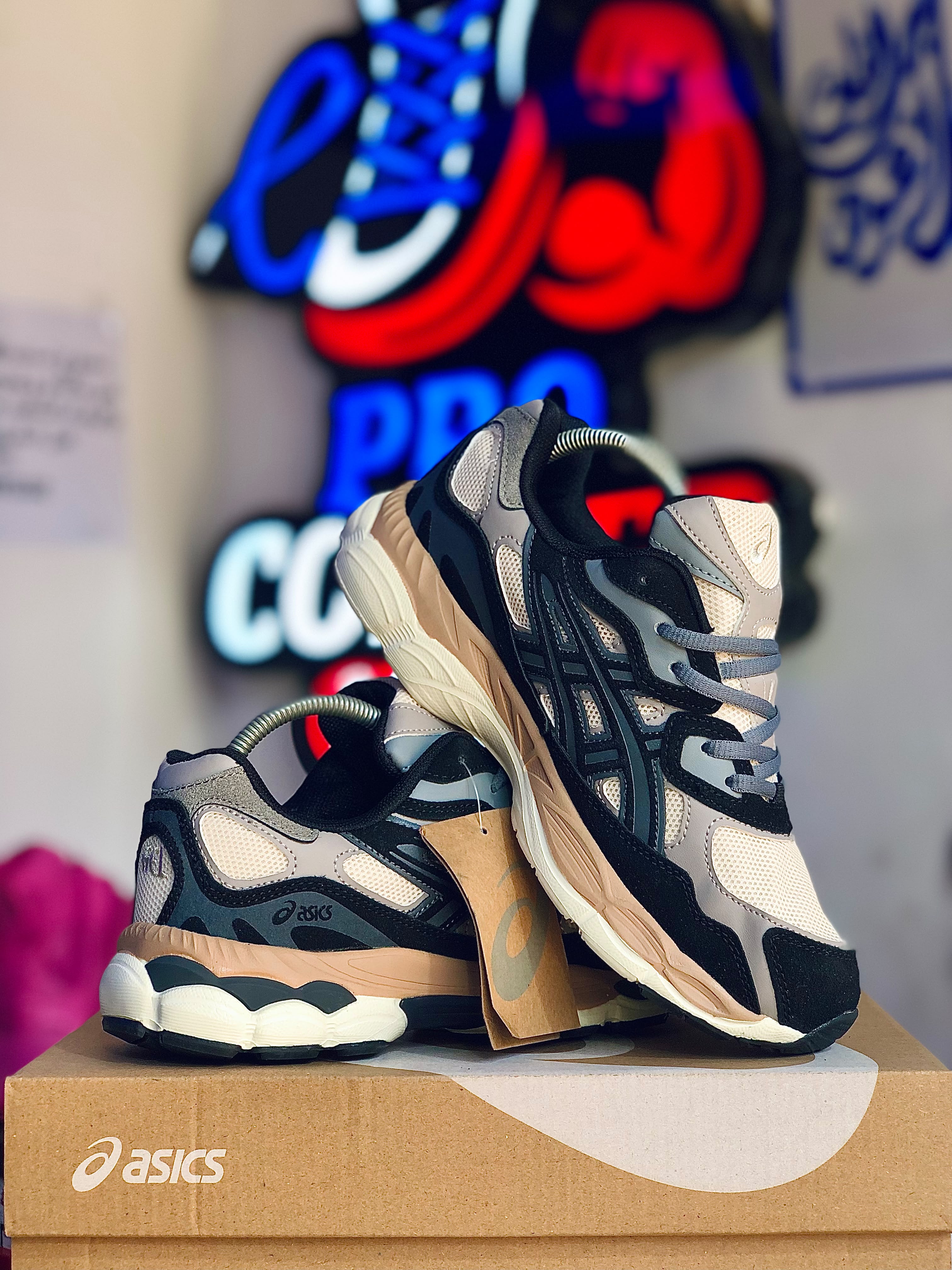 Asics Gel Black Beige