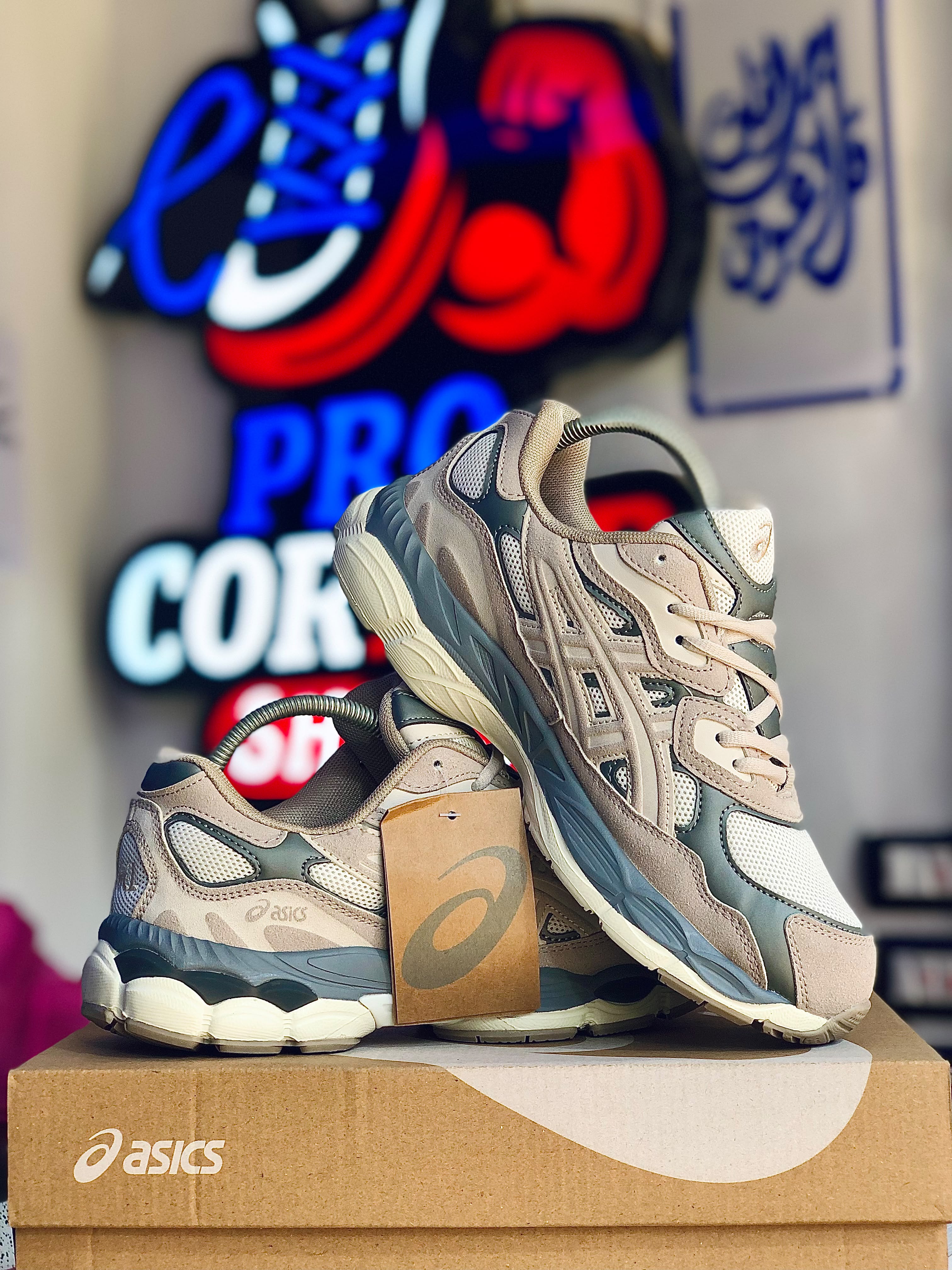 Asics Gel Grey Off-White