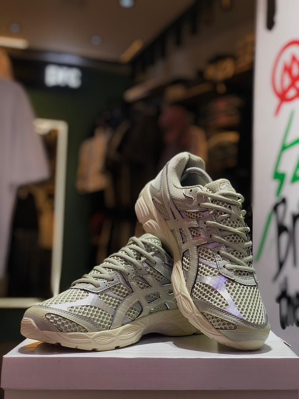 Asics Gel Light Olive