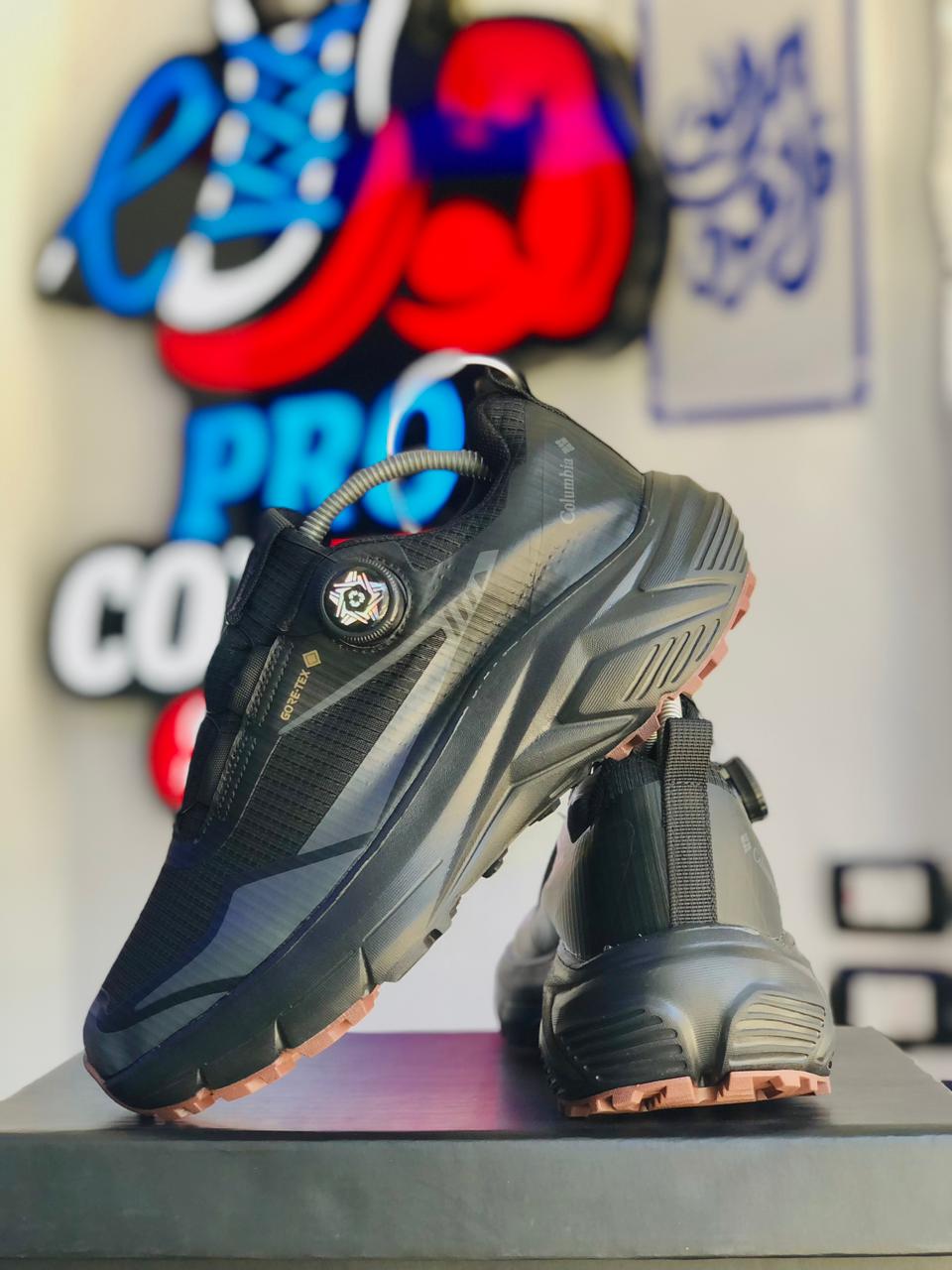 Columbia Black Brown Sole