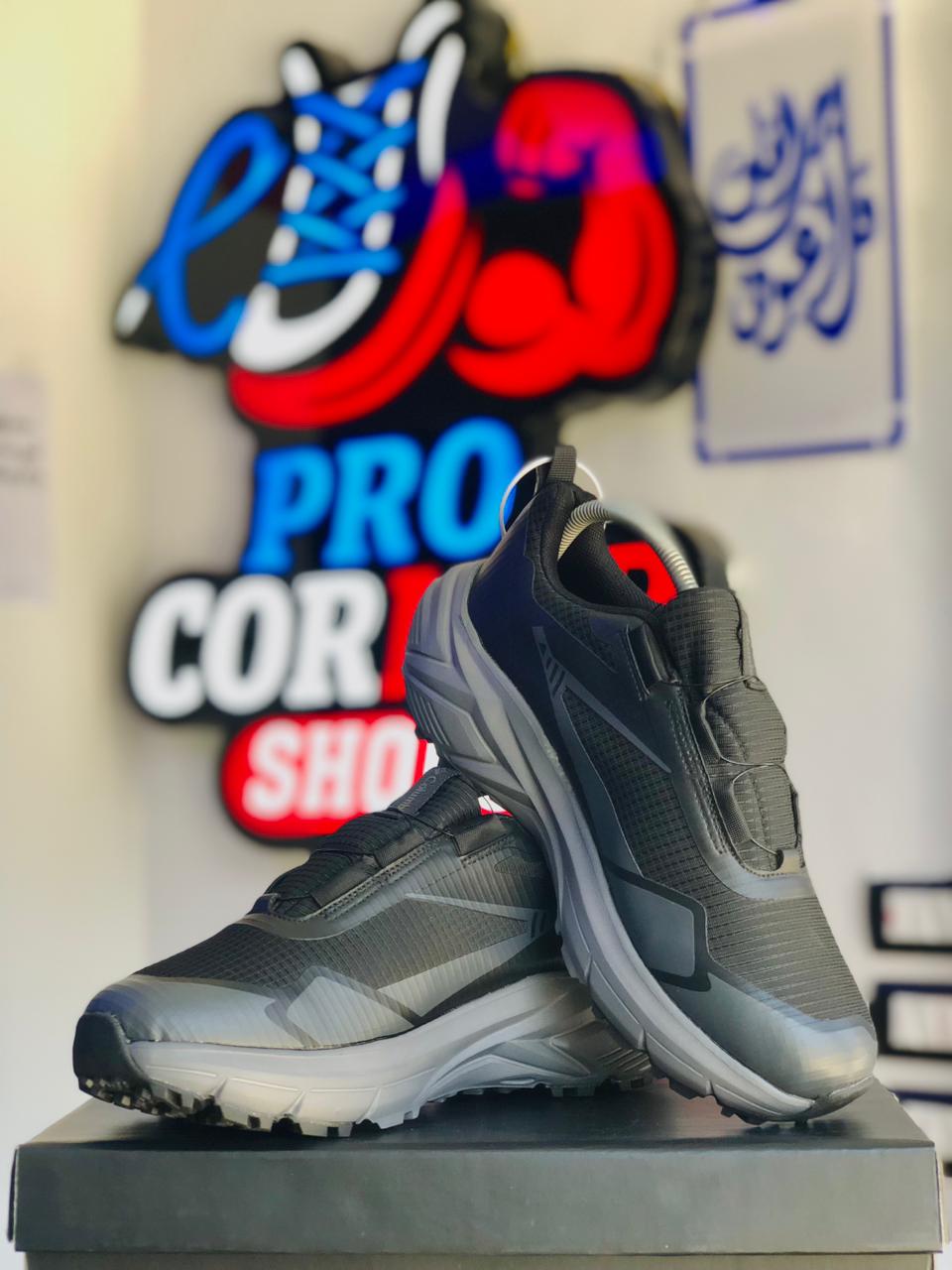 Columbia Black Gray