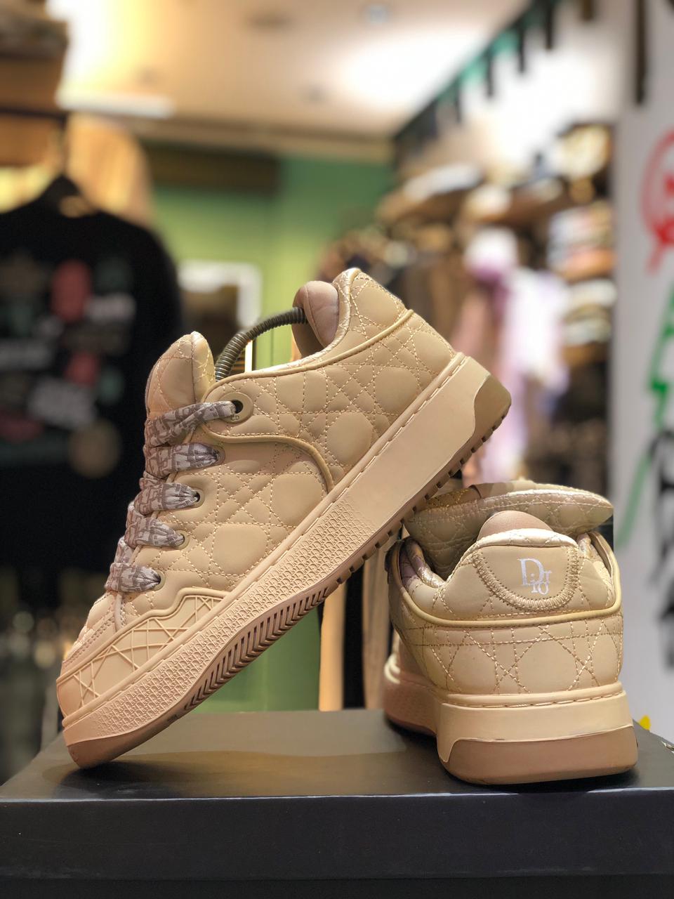 Dior-B9 
