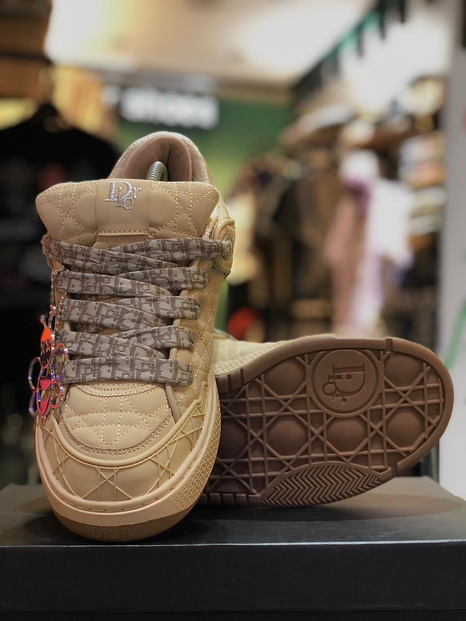 Dior-B9 Beige