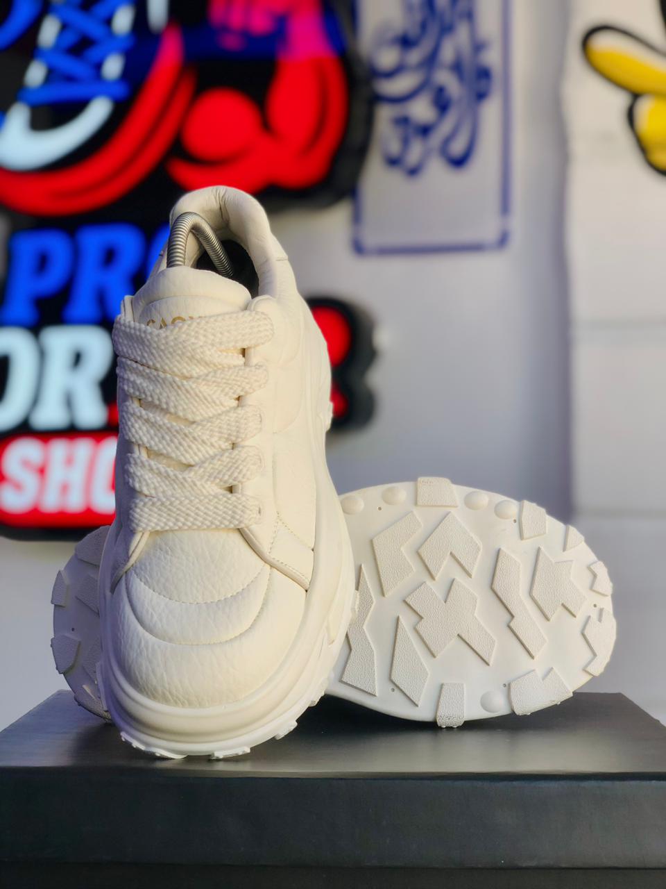 Fashion White
