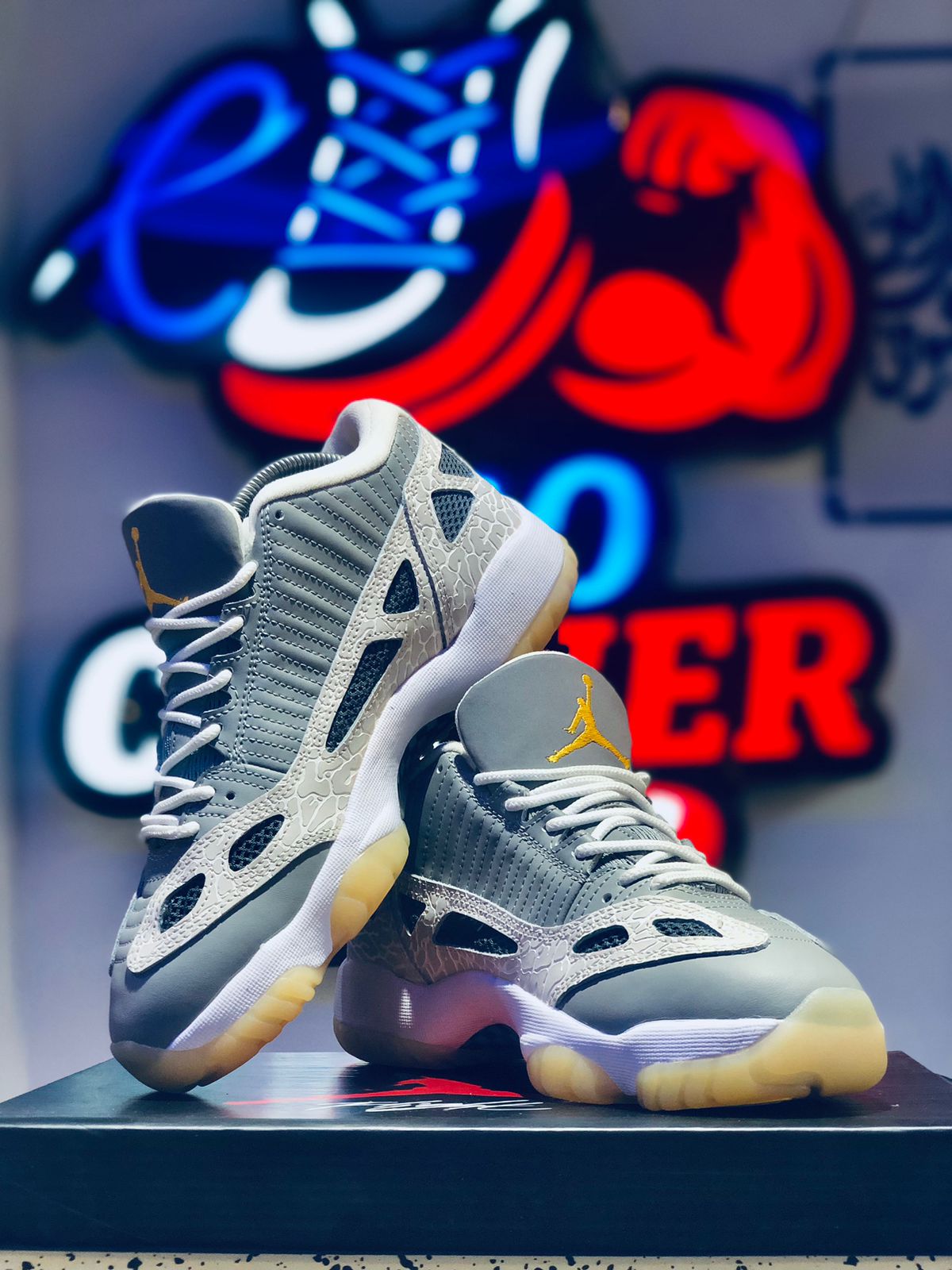 Jordan 11 Low ie