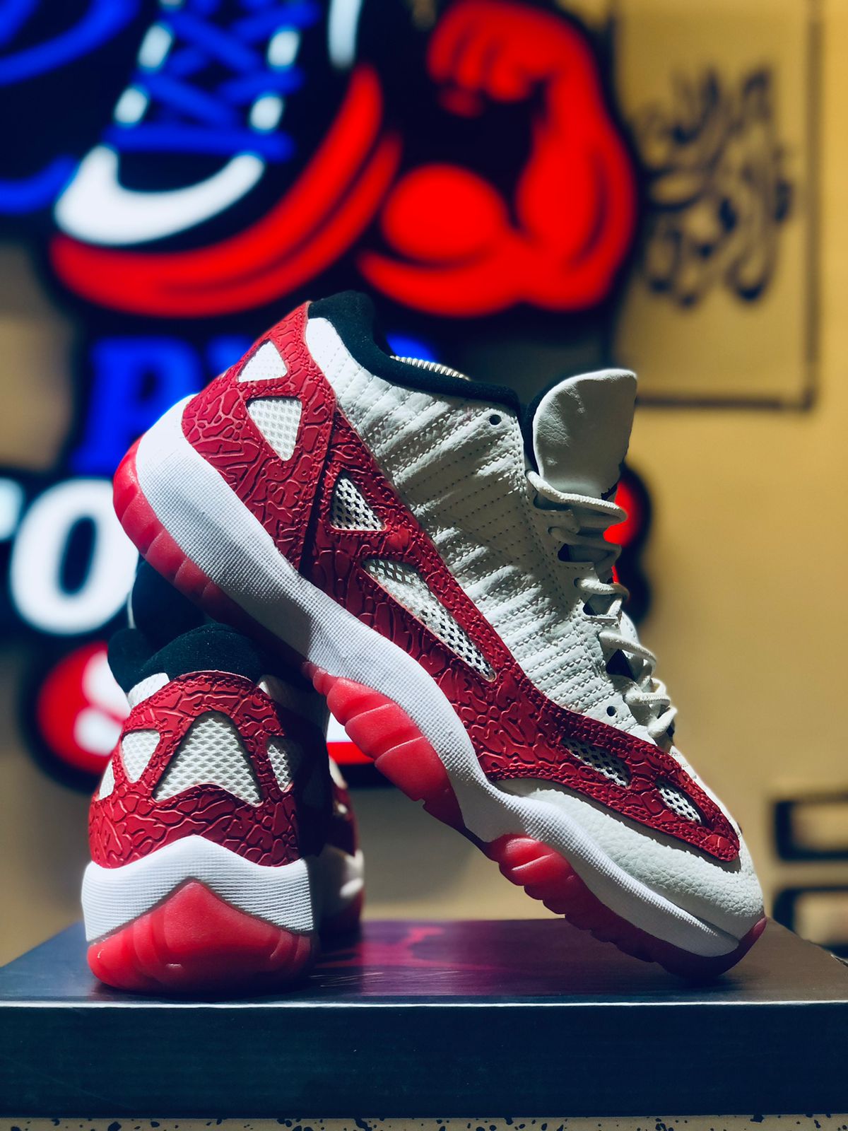 Jordan 11 Low ie