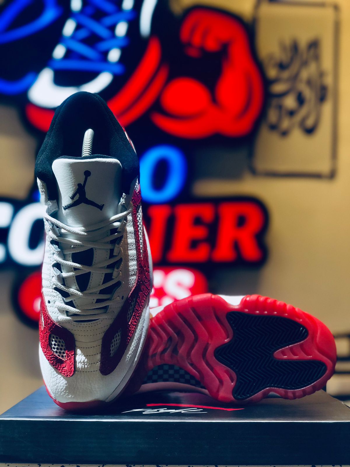 Jordan 11 Low ie
