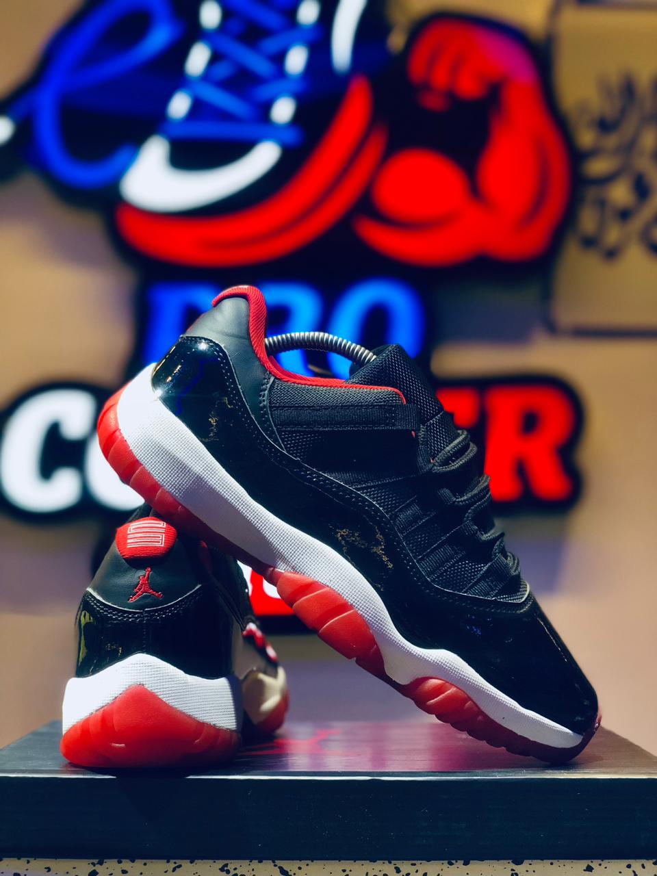Jordan 11 Low