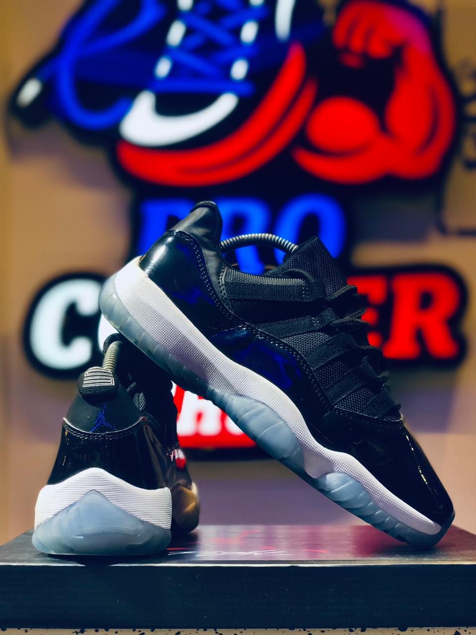 Jordan 11 Low