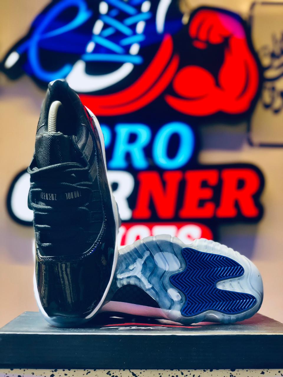 Jordan 11 Low