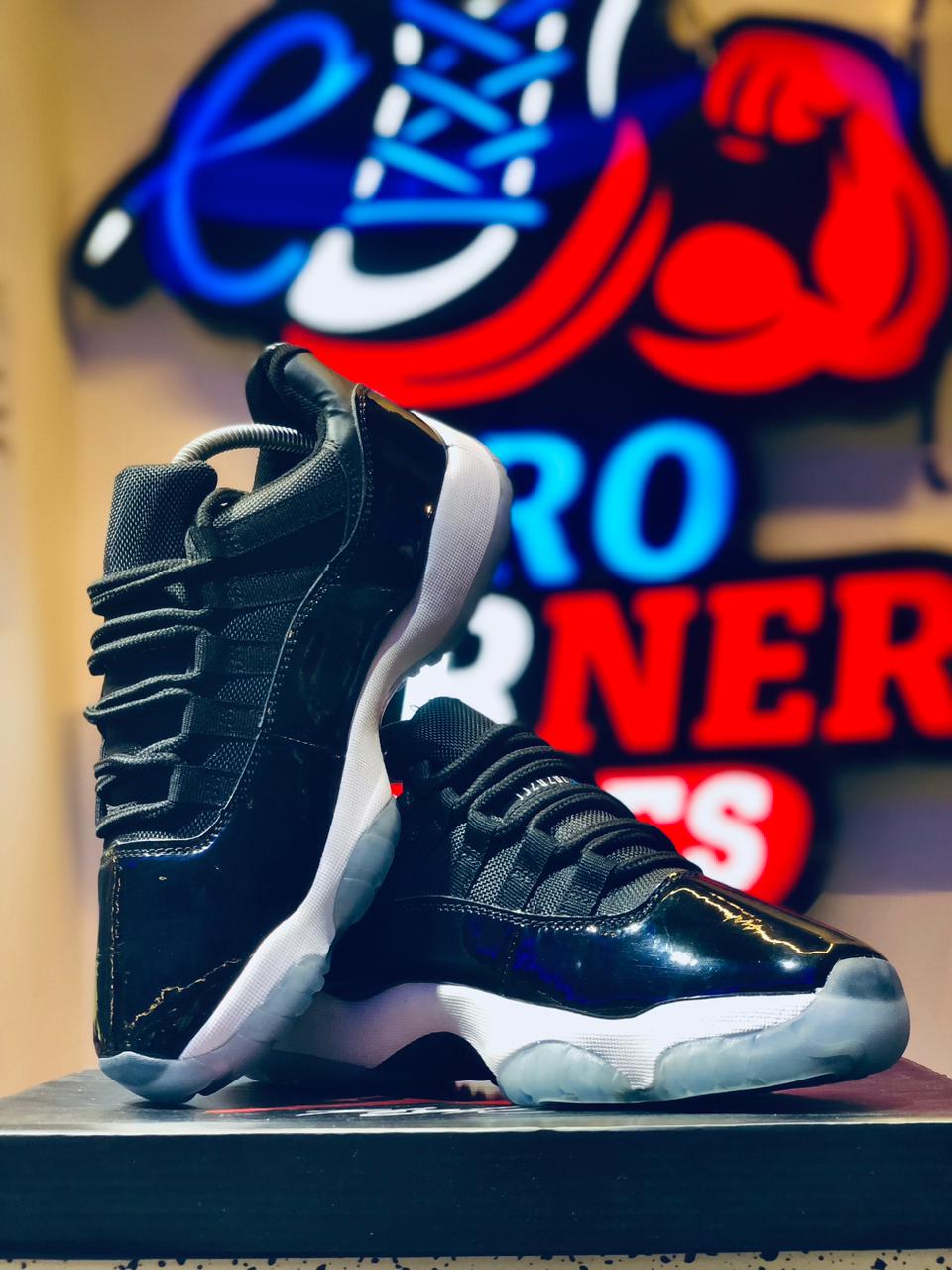 Jordan 11 Low
