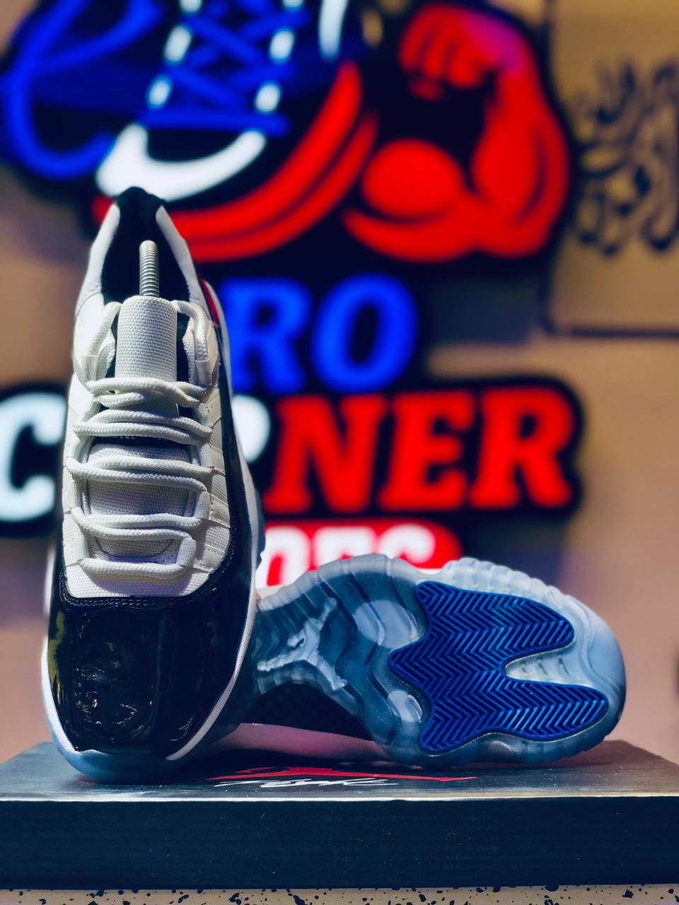 Jordan 11 Low