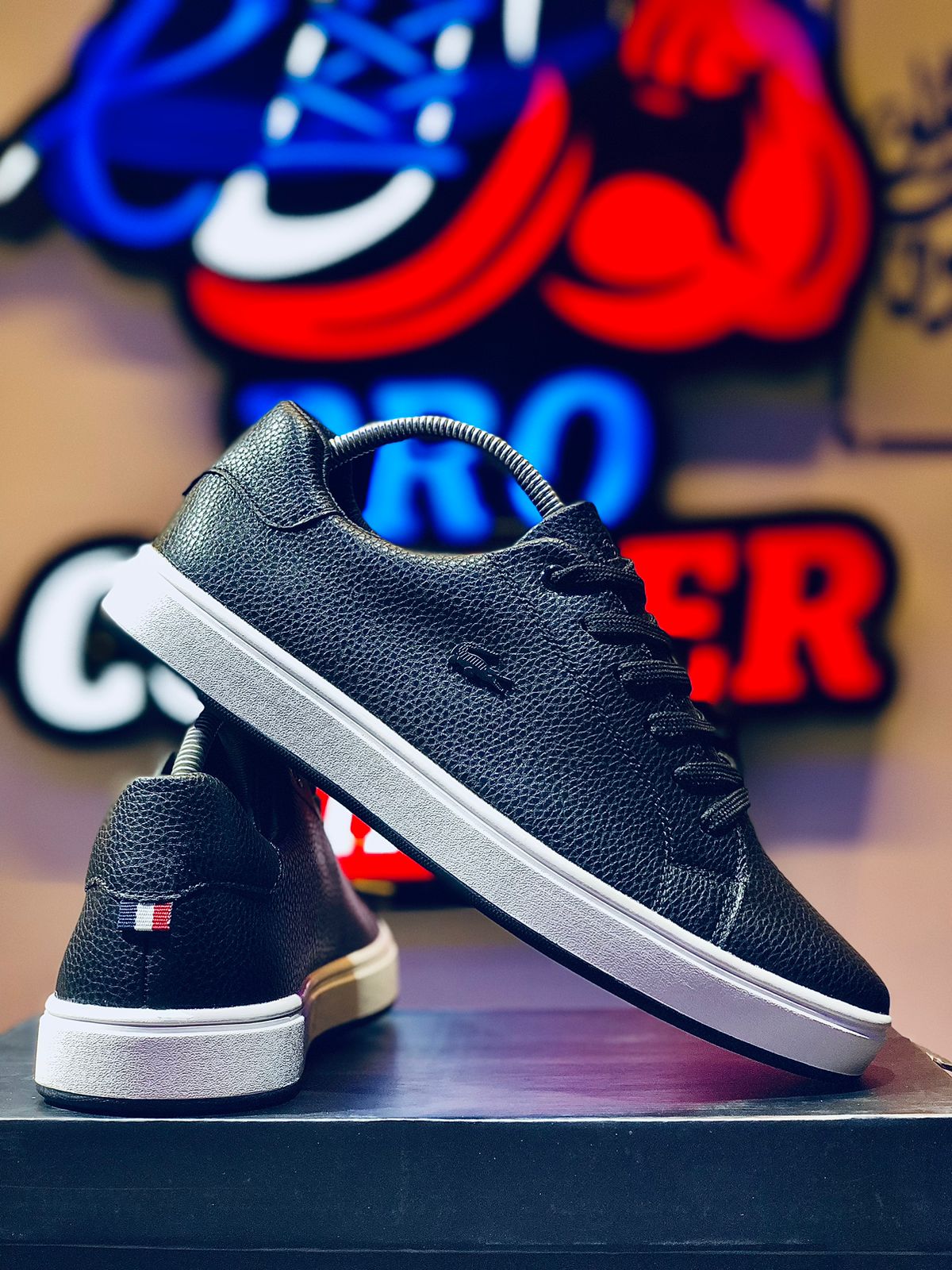 Lacoste Black White