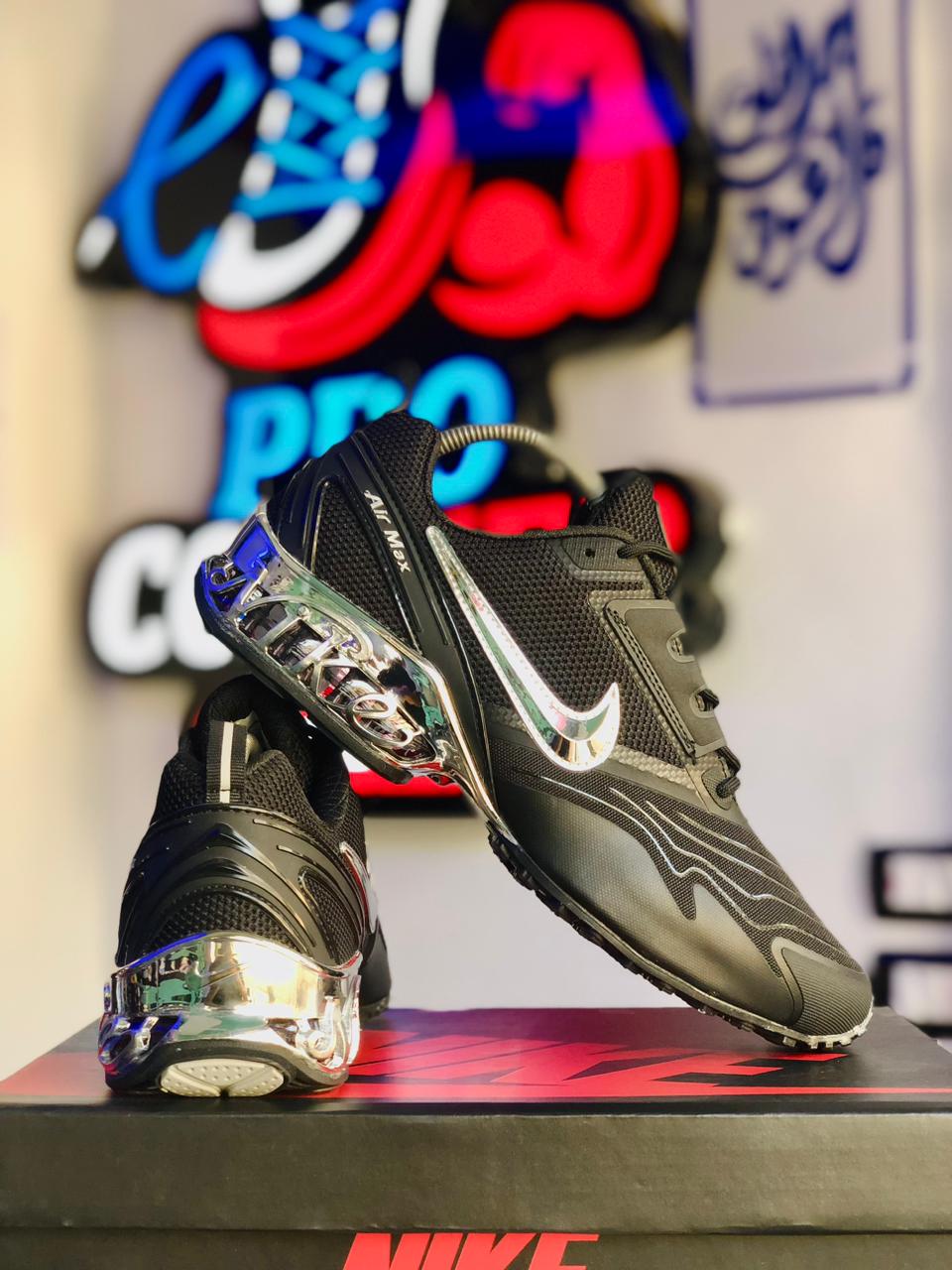 Nike MRv