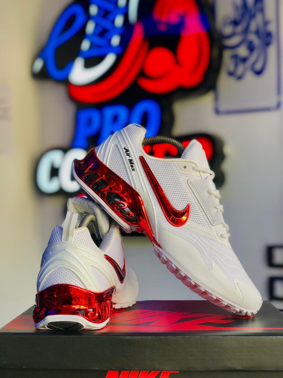 Nike MRv