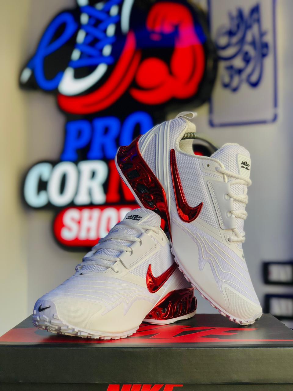 Nike MRv White Red