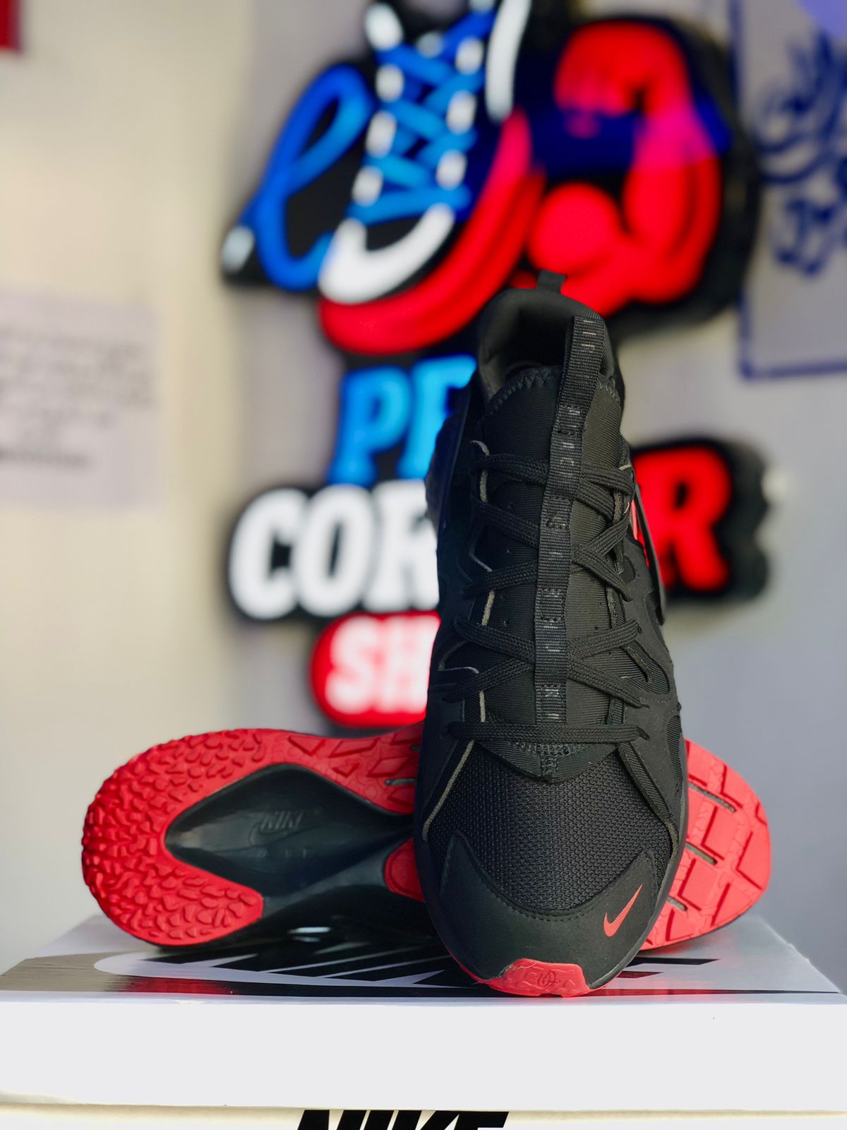 Nike Huarache Black Red