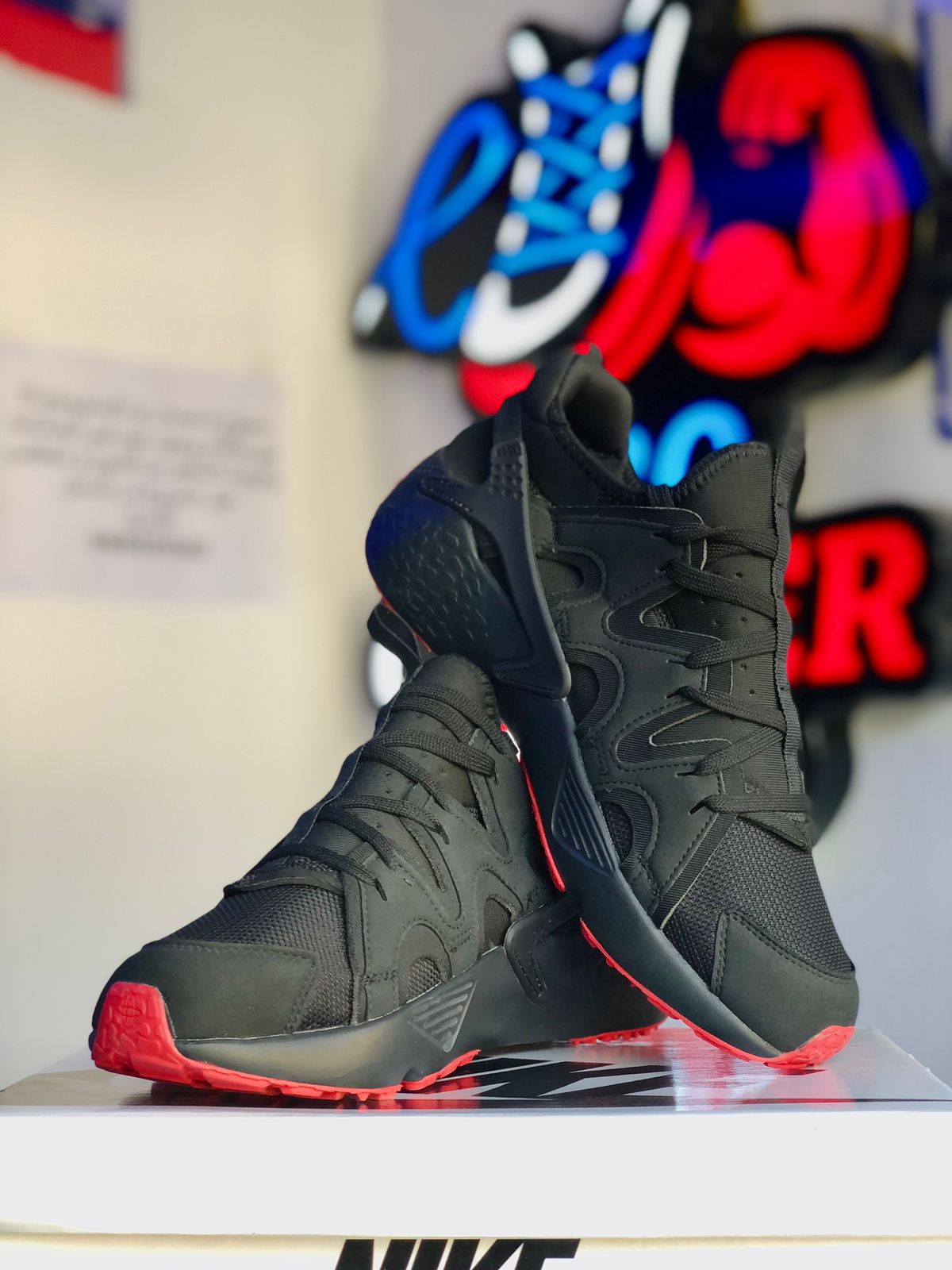 Nike Huarache Black Red