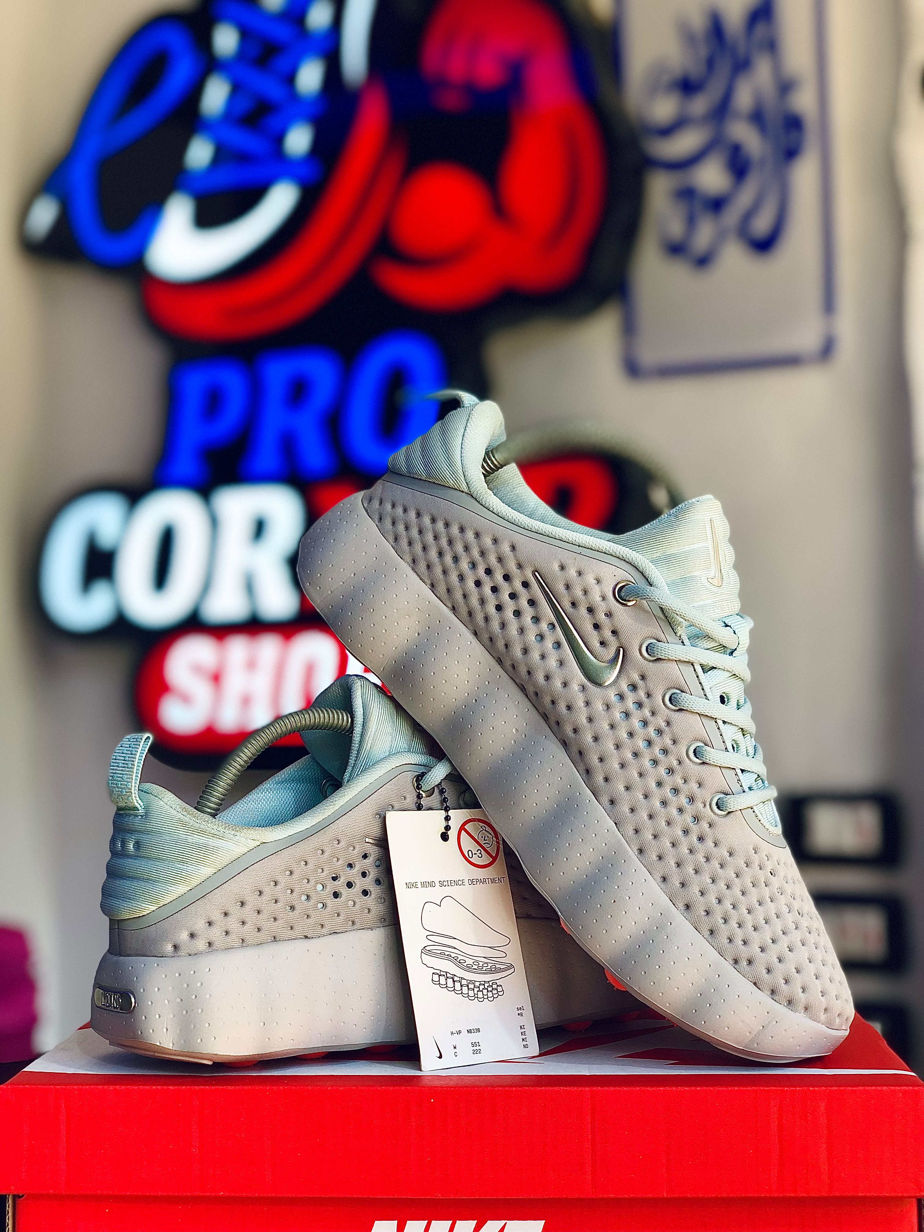 nike mind shoe grey