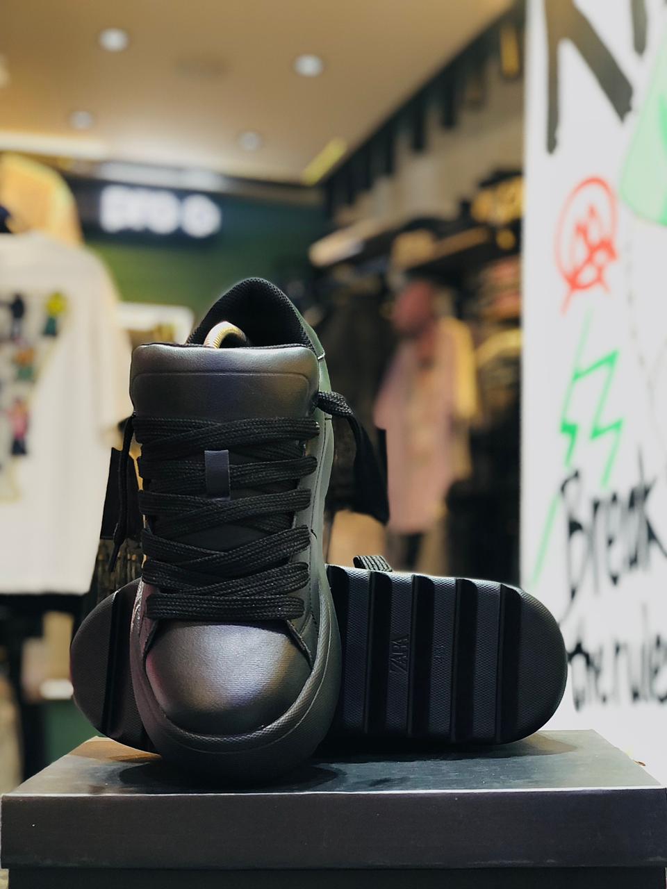 ZARA Black