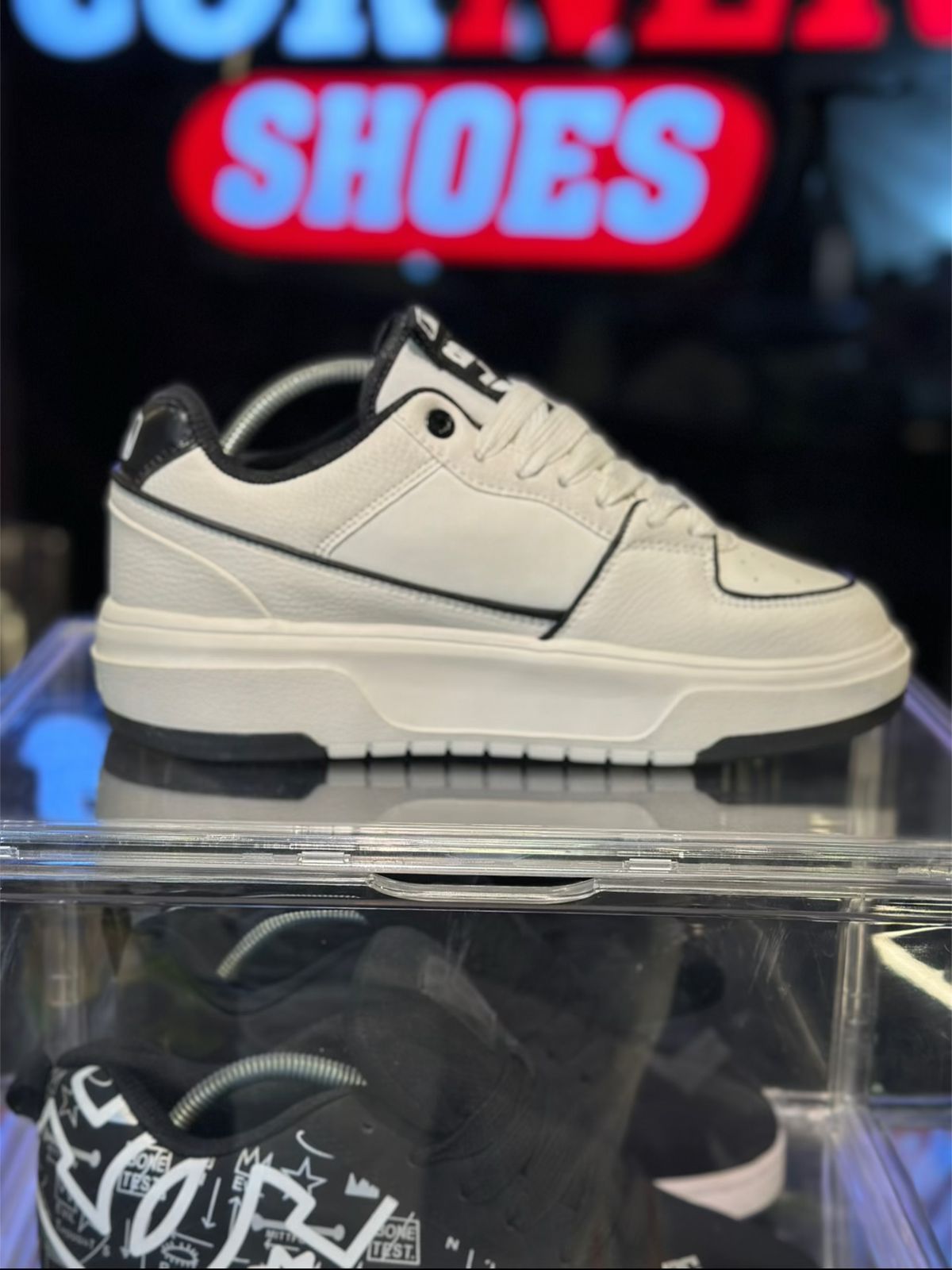 Amiri White