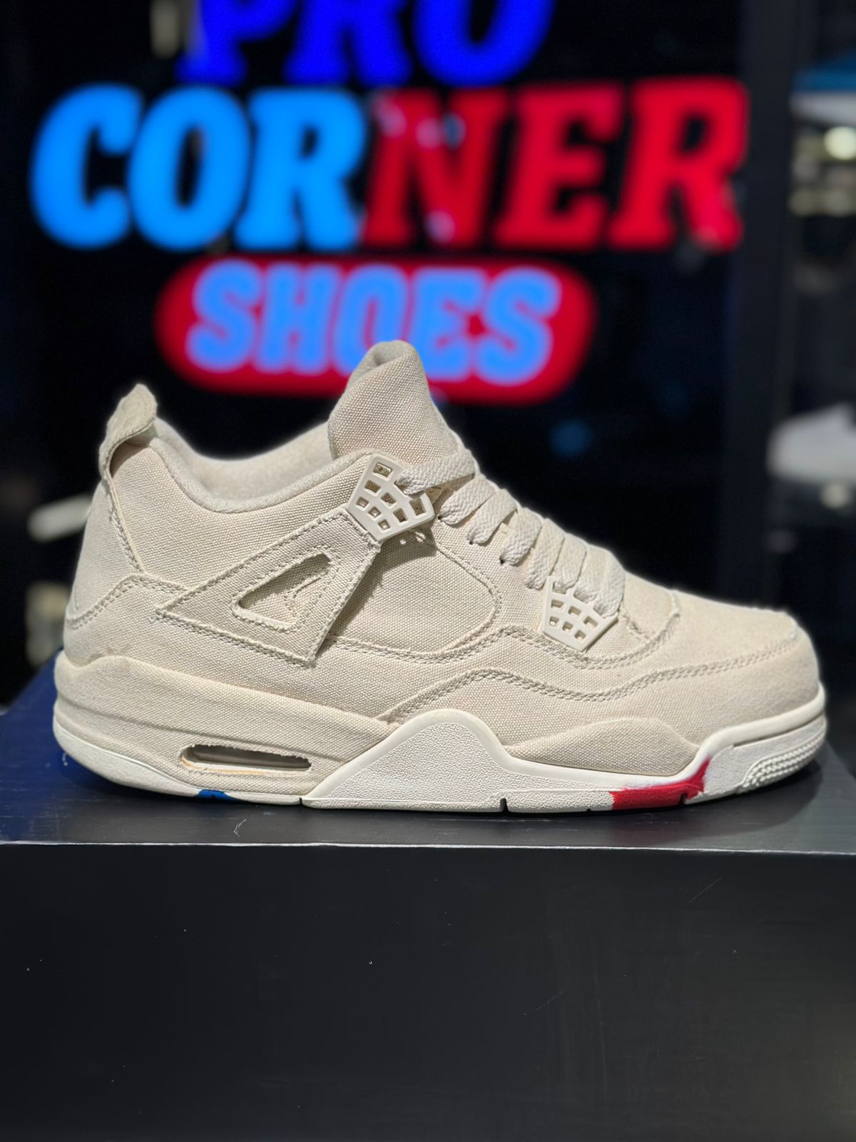 Jordan 4 Off White
