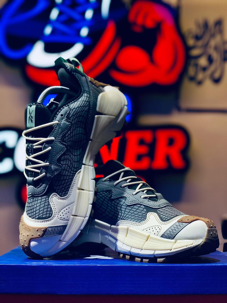 Reebok Gray White