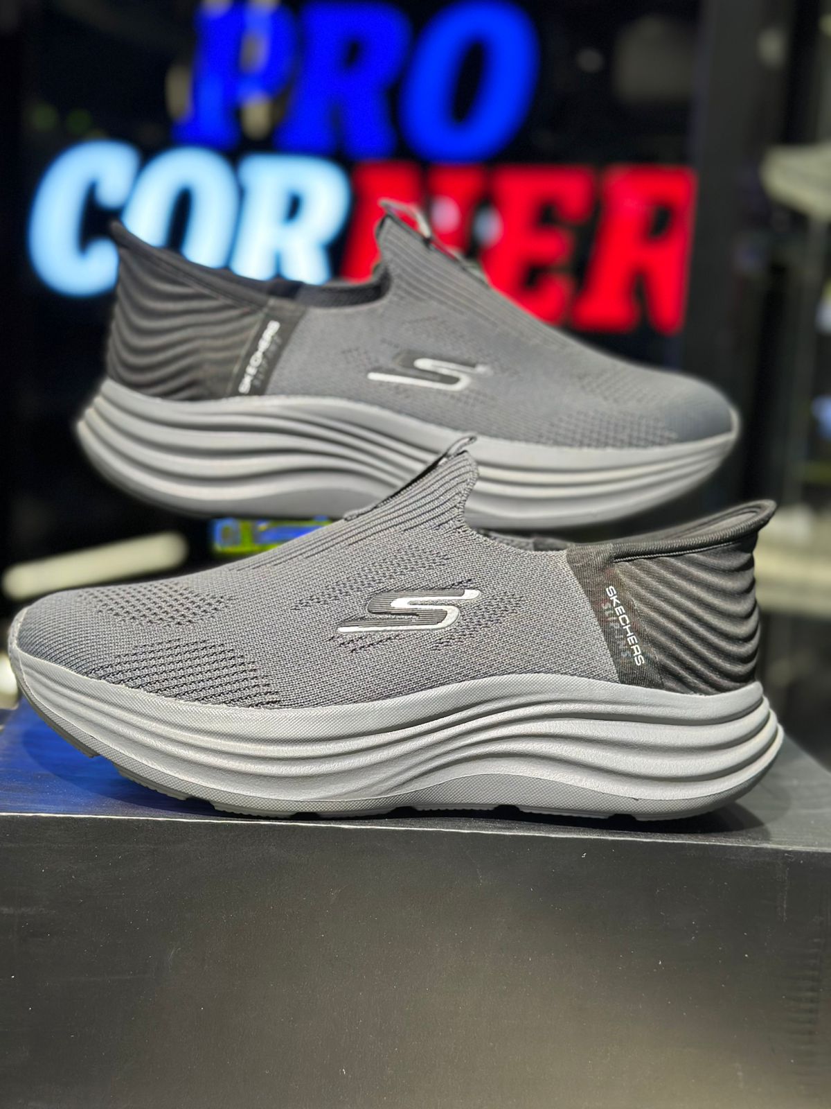 Skechers Gray