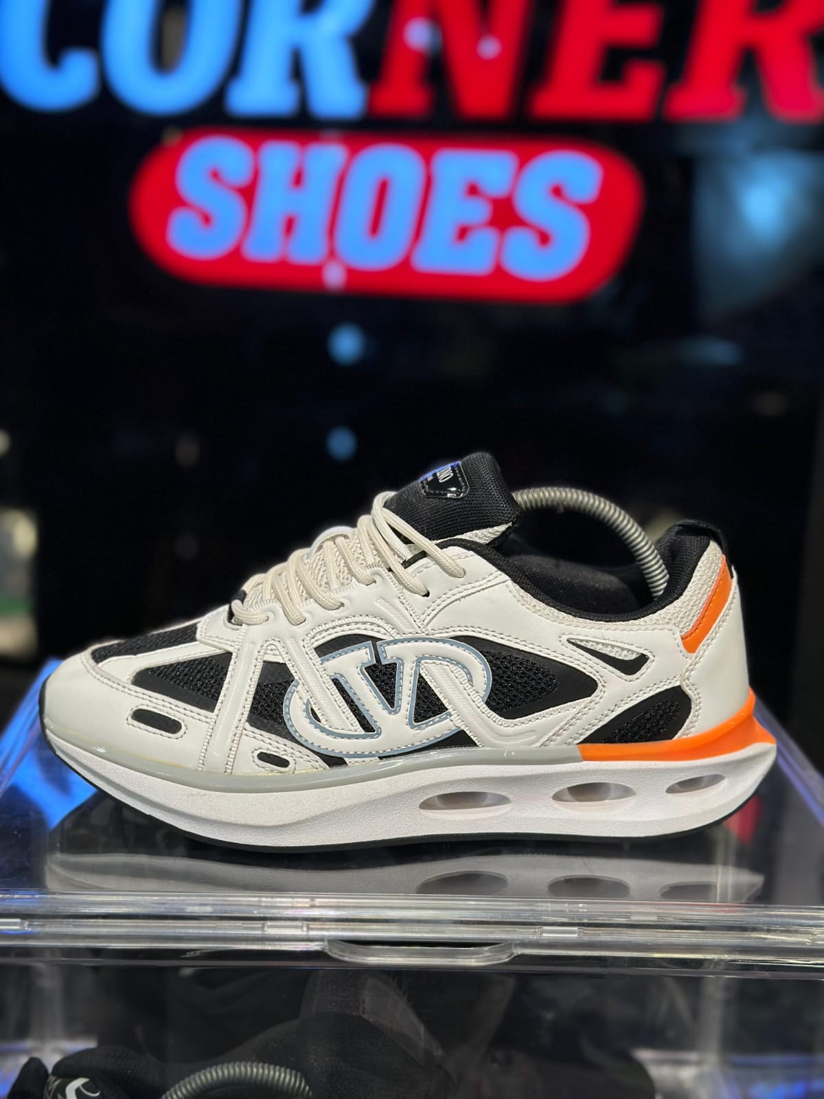 Valentino White Black Valentino
