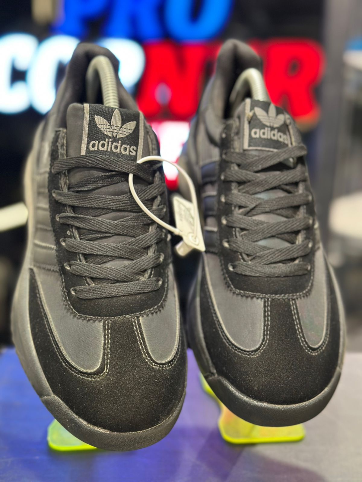 Adidas SL72 Black