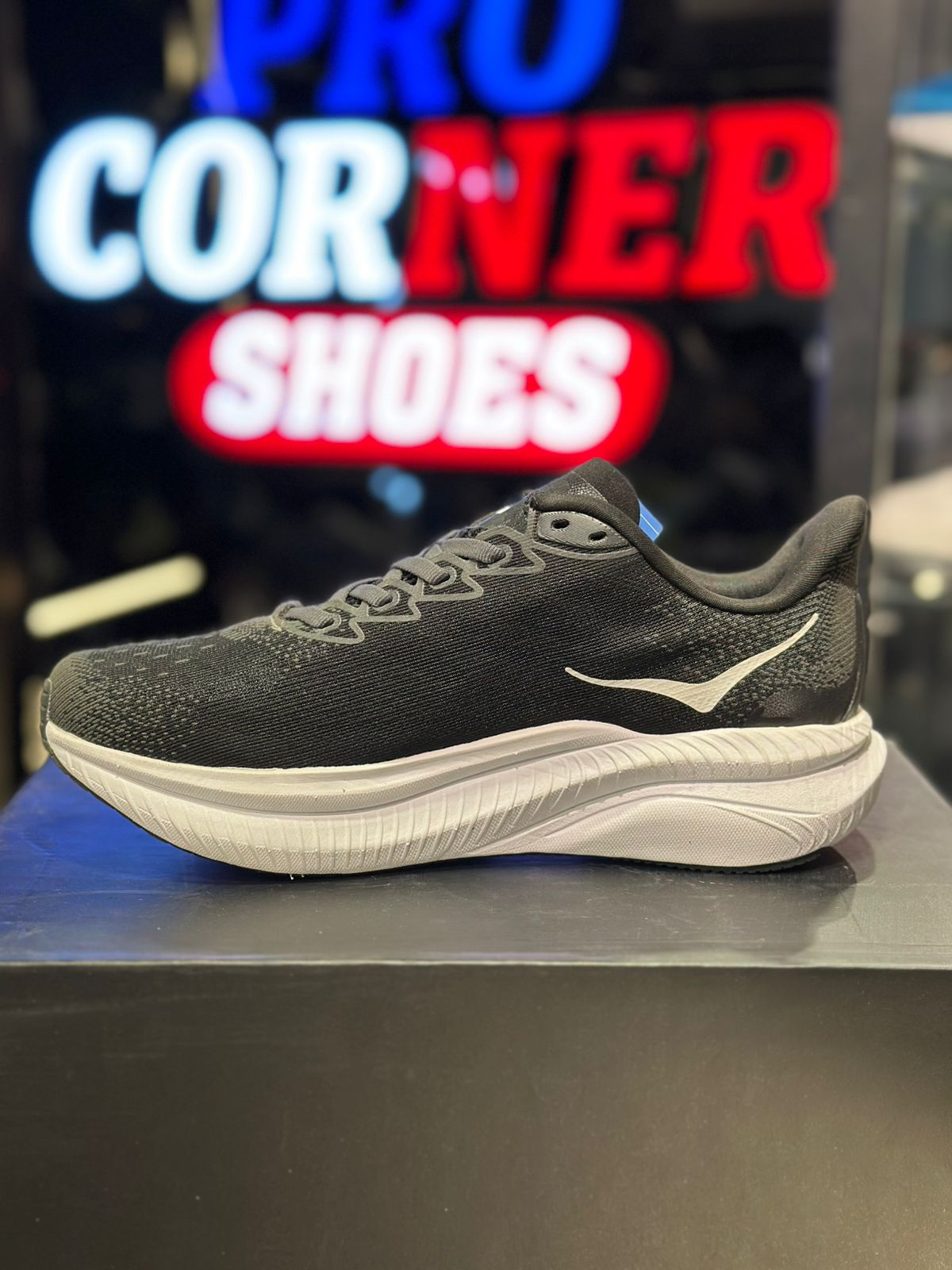 Hoka Mach 6