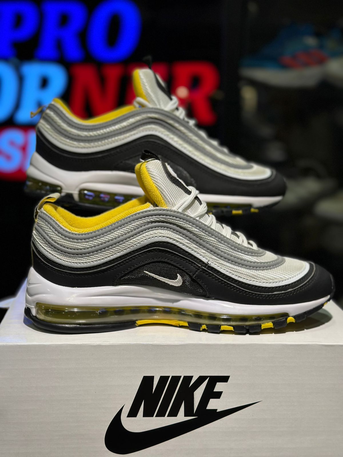 Nike Air Max 97 Oreo Yellow