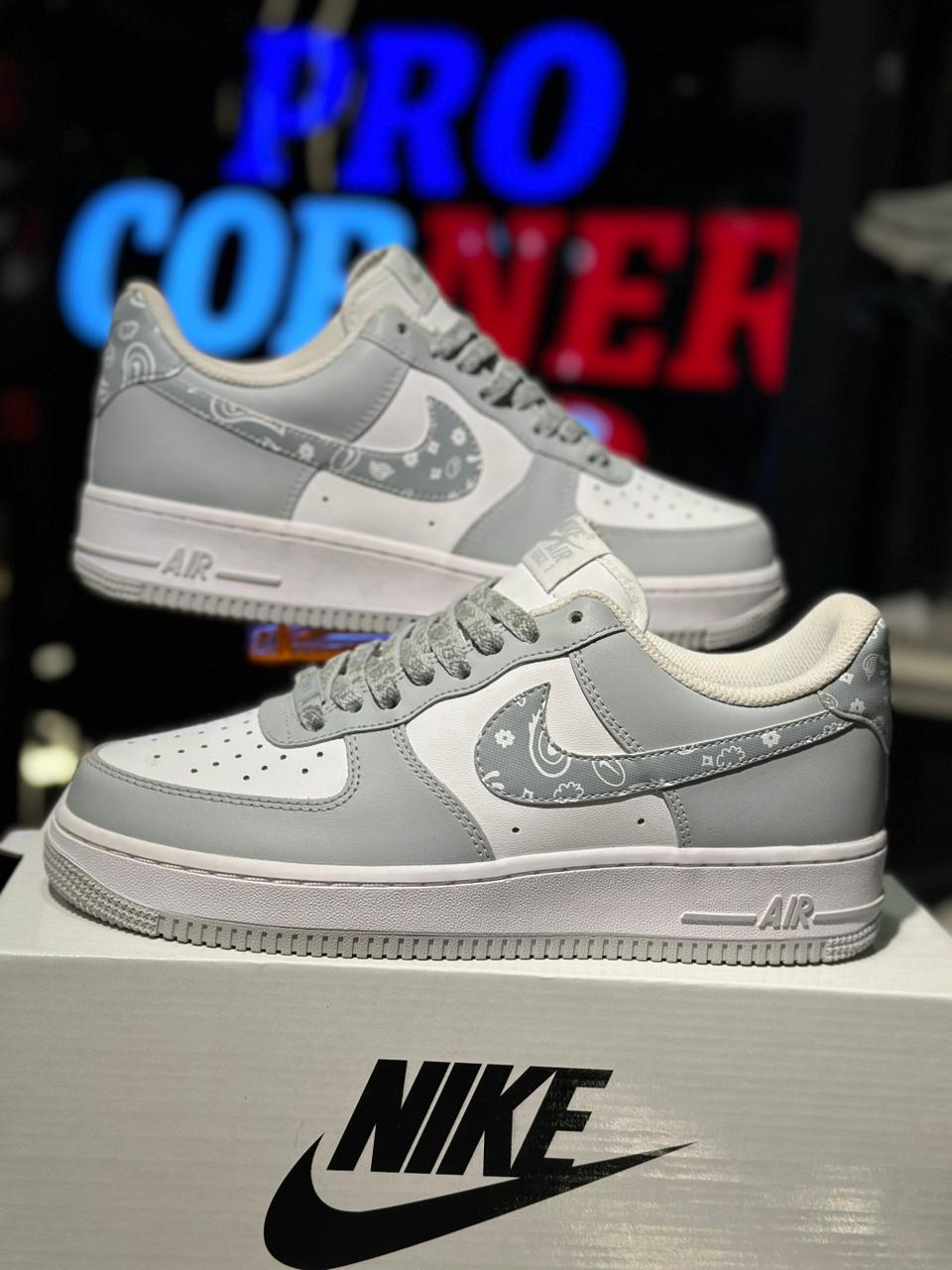 Airforce Milk White Fog Blue
