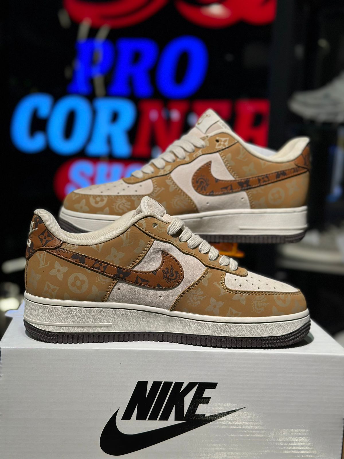 Off White Brown