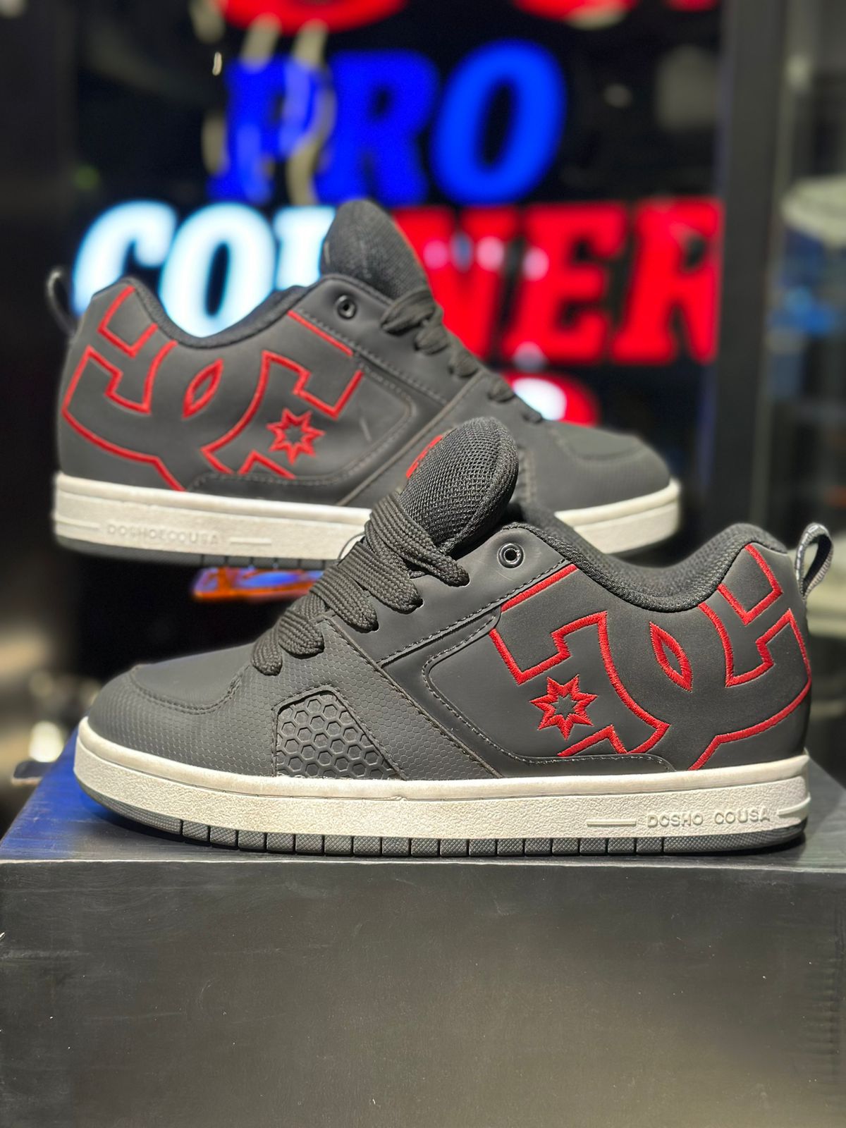 Dc Black Red