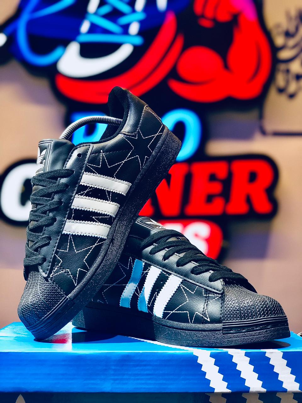 Adidas LV Super Star - Black Stars